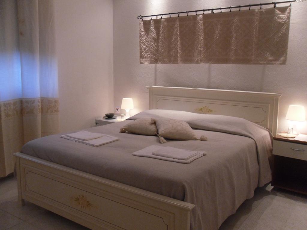 B&B Fragus E Saboris De Sardigna Sadali Phòng bức ảnh